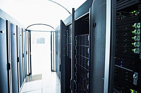 61613aeec537c.jpg 境外服務(wù)器.jpg