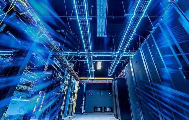 61b98686ed6d5.jpg 歐洲數據中心.jpg