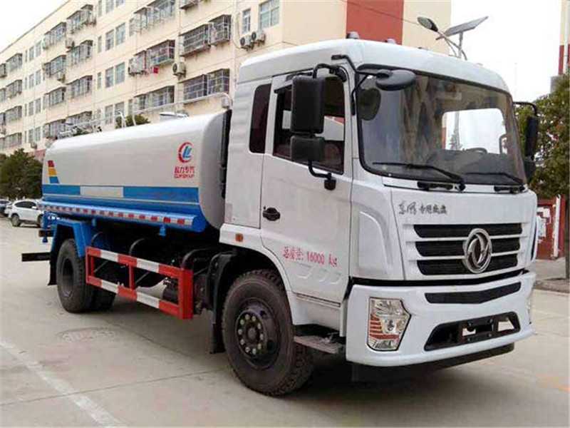國(guó)六東風(fēng)專(zhuān)底 12方灑水車(chē)